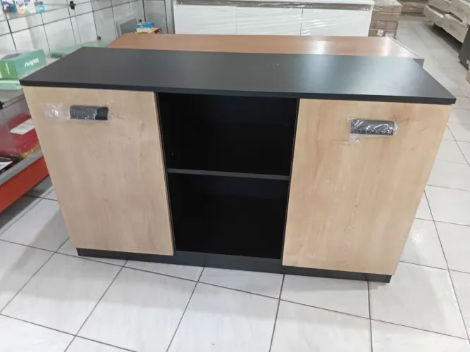 Balcão 2 portas para escritório