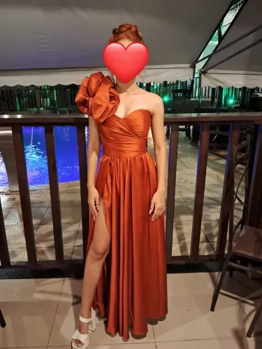 Vestido de madrinha terracota, usado apenas uma vez