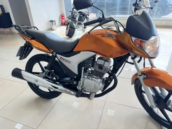 Vendo titan ks 2010 