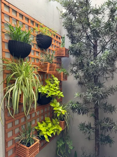 INSTALAÇÕES, DECORAÇÃO E PEQUENOS REPAROS RESIDENCIAIS
