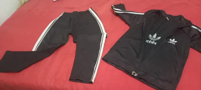 conjunto infantil adidas tam 12-14 ...há outros modelos e tamanhos ZAP *