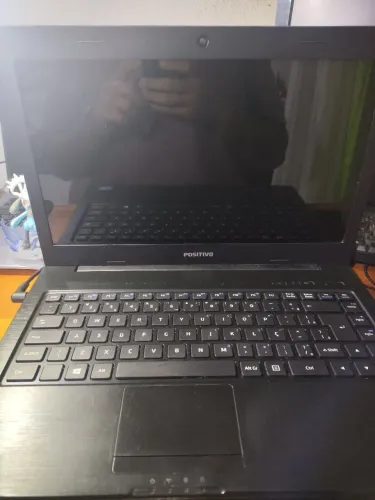 Notebook para reparo ou retirada de peças