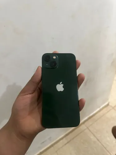 Vendo iPhone 13 semi novo excelente