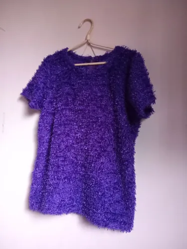 Blusa felpuda com brilho