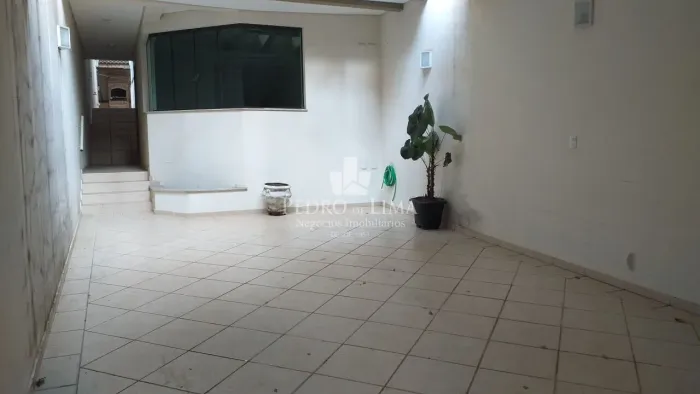 Casa 180m², 3 Quartos (1 suíte), 4 vagas no Jardim Anália Franco