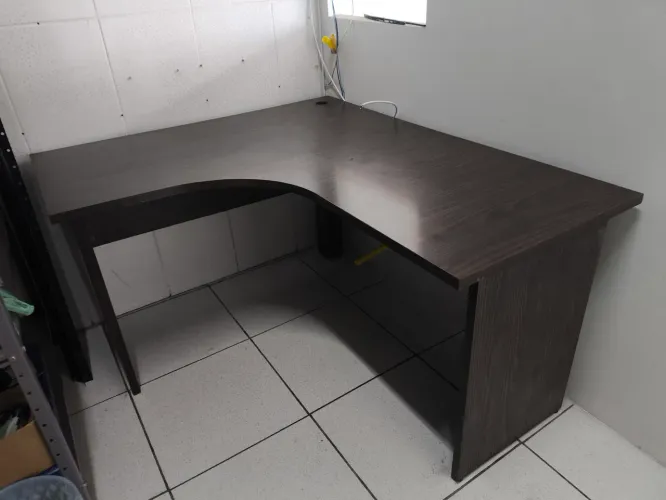 Conjunto 2 Mesas de escritório em L marron
