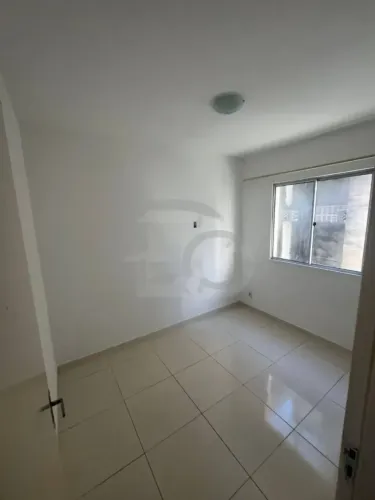 Apartamento no Condomínio Vila Real com 2 Quartos, Área de Lazer, Varanda e Mais;