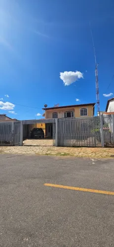 Casa ampla à venda no Condomínio Santos Dumont (sitio do gama) ? próximo a Santa Maria