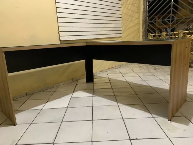 VENDO MESA DE ESCRITÓRIO EM L