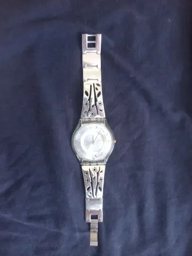 Relógio feminino swatch