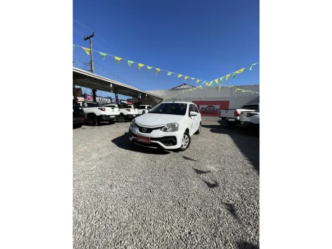 Toyota Etios X 1.3 Flex 16V 5P Mec. 2018