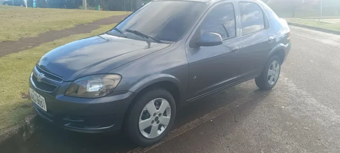 Chevrolet Prisma Sed. Joy/ LS 1.0 8V Flexpower 4P 2012
