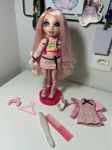 Rainbow High boneca Bella Parker