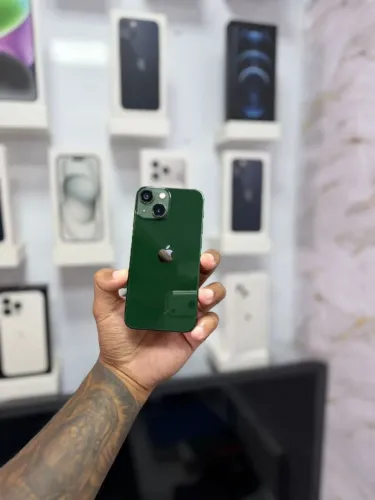 IPHONE 13 MINI 256GB<br>R$ 1.899,00