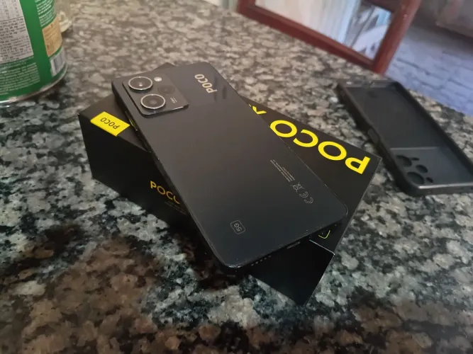 Troco ou vendo poco x5 pró completo