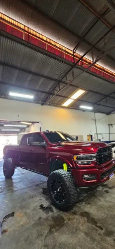 Ram 2500 Laram. 6.7 Night ED. TB CD 4X4 DIE 2021