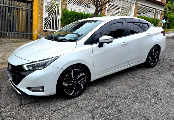 Nissan Versa Exclusive 1.6 16V Flex AUT 2024