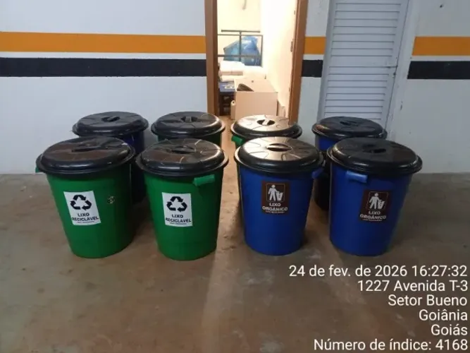 Lixeiras Grandes Semi Novas Reciclável e Orgânico