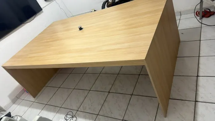 Mesa de Escritório Grande - Excelente Estado