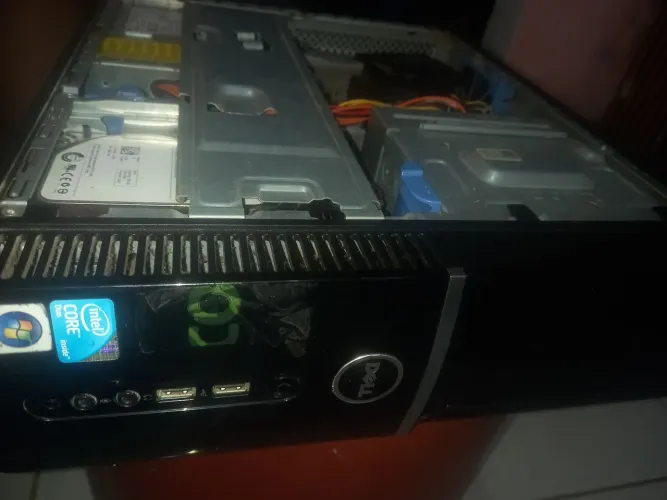 Gabinete dell retirada de peças!