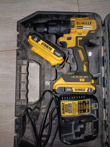 Vendo Parafusadeira Dewalt 20v