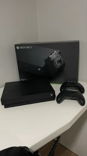 Xbox One X | 1Tb Seminovo