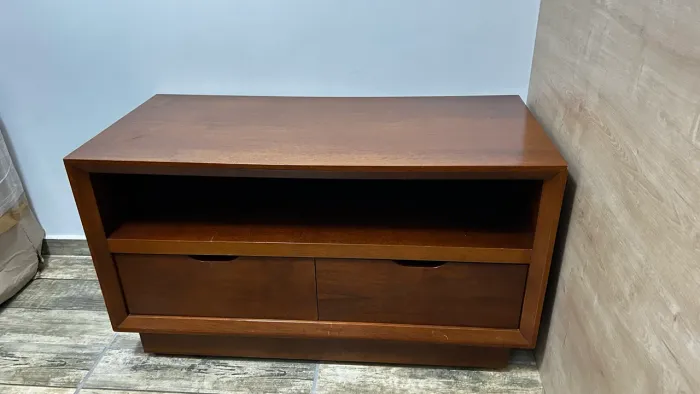 Rack de Madeira Maciça com Gavetas - Móvel Forte e Bonito - não é Mdf, gavetas grandes