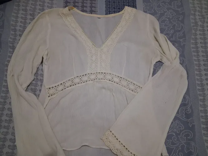 Blusa de mangas compridas off white feminina
