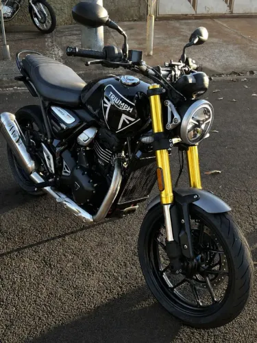 Triumph Speed 400cc aceito troca