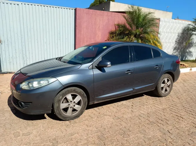 Renault Fluence Sed. Dynamique 2.0 16V Flex Aut. 2012