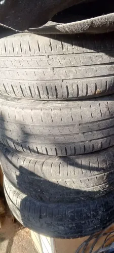 4 Pneus com Rodas de Ferro GM 185/70/ Aro 14