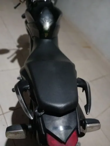 Vendo cb 300 somente venda