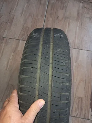 Pneu 175/65r14