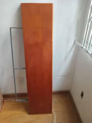 Prateleira com acessório