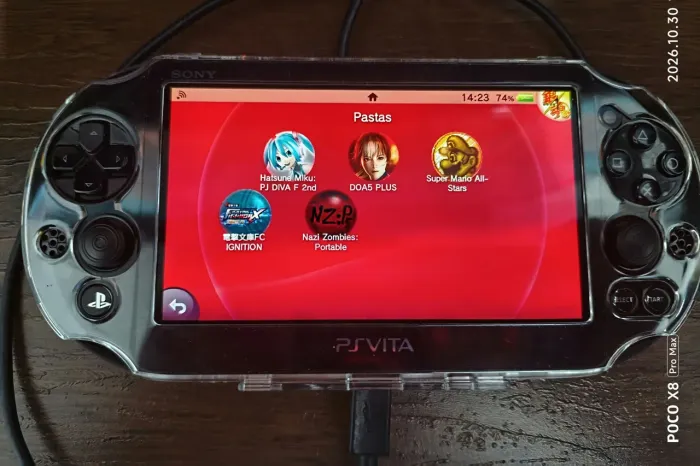 Psvita slim completo 3 mídias físicas