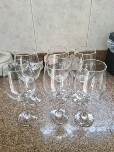 Taças de vinho nadir