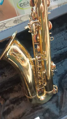 Sax tenor Eagle 