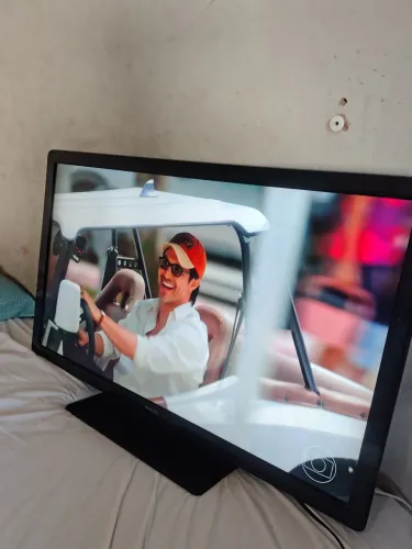 Vendo tv Philips de 47 polegadas
