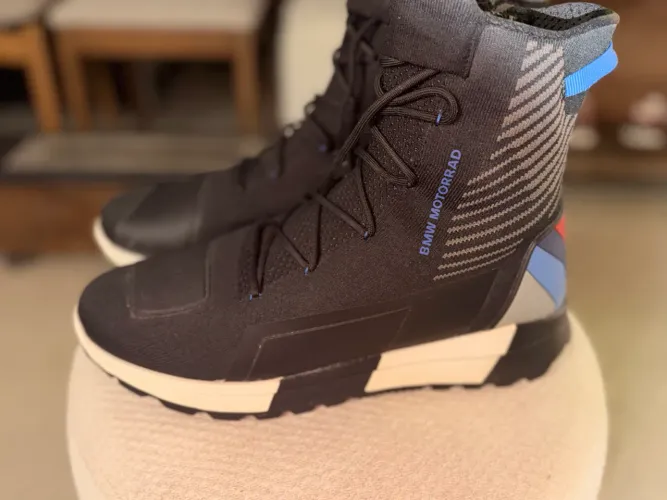 Bota motociclista item segurança