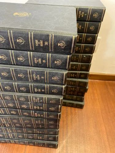 Coleção de enciclopédia Britannica 25 volumes