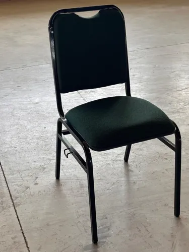 Lote Cadeiras de Auditorios e Igrejas