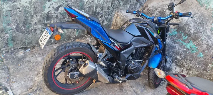 Vendo ou troco por carro do meu interesse.