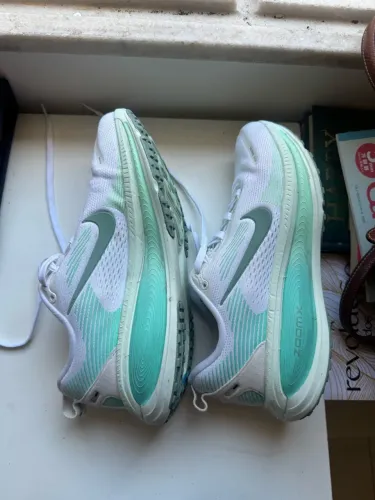 Tênis Nike Vomero