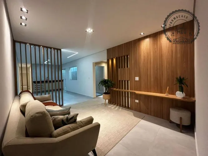 Vila Guilhermina 128 m² 3 Dorms 2 Suítes Reformada 2 Vagas 400m da Praia
