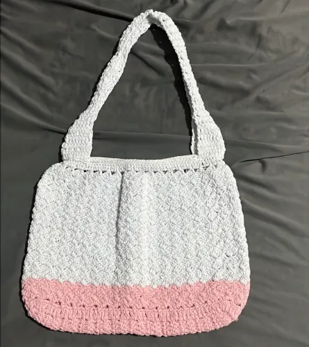 Bolsa de crochê com zíper
