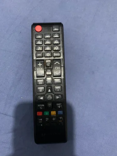 Vendo Tv Samsung 42 polegadas valor a negociar R$1200 cel * Élida  