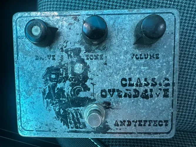 Pedal overdrive guitarra handmade