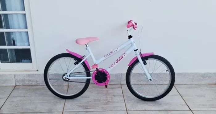 Bicicletas infantil feminina.