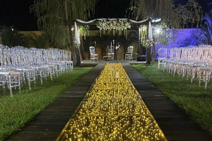 Pista paris e passarela para eventos.