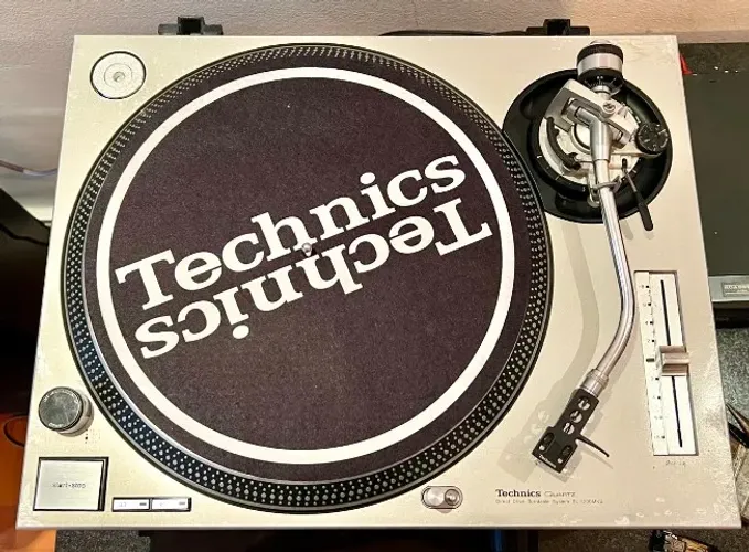 Toca Discos Technics SL1200 MK2 - Revisado - Funcionando 100%